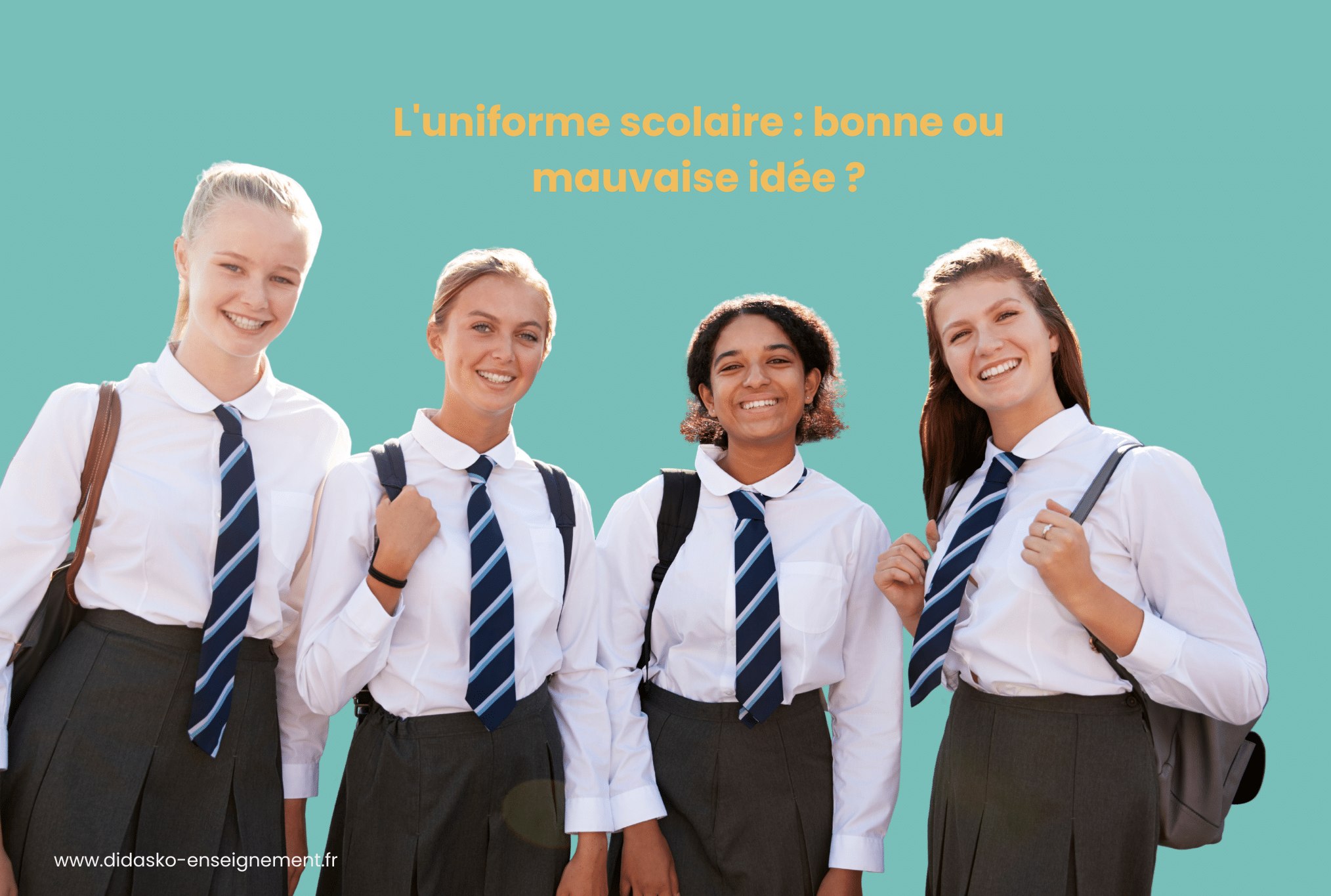 Des élèves en uniforme scolaires qui sourient avec la phrase : L'uniforme scolaire : bonne ou mauvaise idée ?